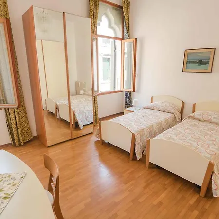 Ca' Simonne Apartment *